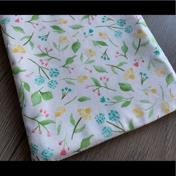 NEW Handmade Book Sleeve with Floral Pattern - Picture 2 of 5